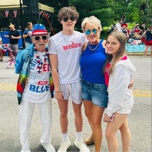 Meet your Posher, Kimberly